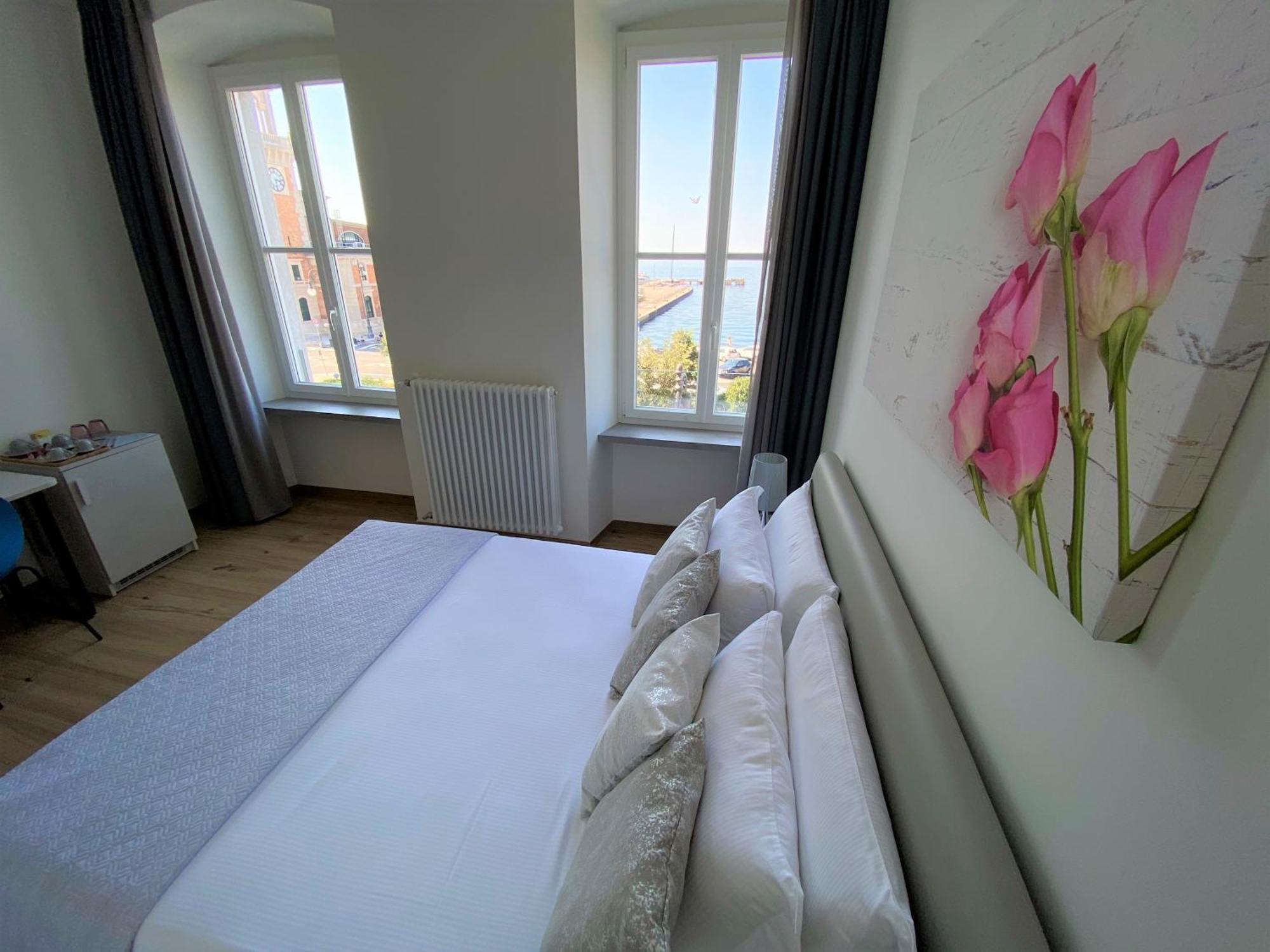 Five Flowers Guest House 的里雅斯特 外观 照片